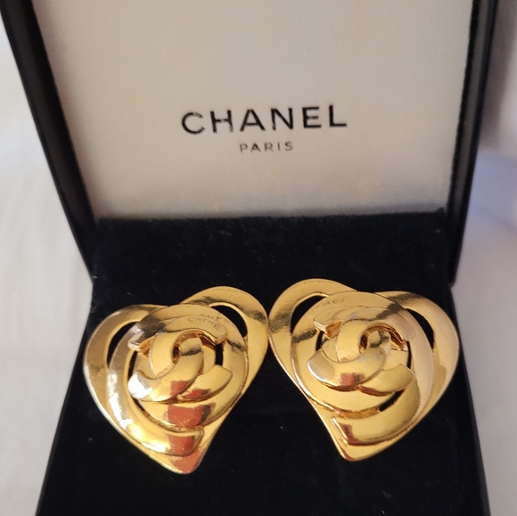 Chanel Vintage Earrings - Picture 4 of 4